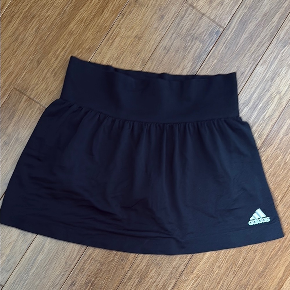 Adidas Women's Black Skirt w/ Built in Shorts Climacool sz M